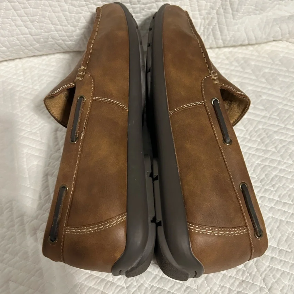 Crown & Ivy leather men’s loafers size 10‎